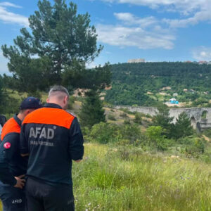 Seferihisar Belediyesi’ne yönelik operasyon. Başkan Yardımcısı da dahil olmak üzere 5 kişi tutuklandı