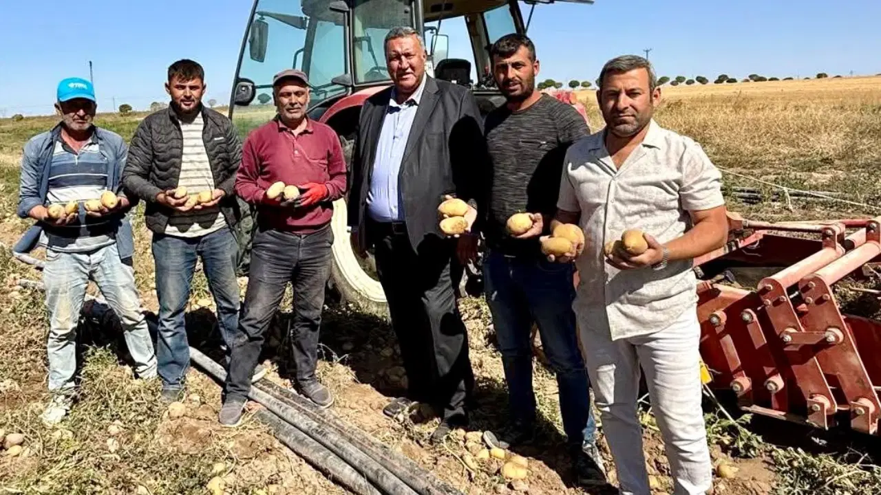 Chpli gurer tarim kesiminin kredi borcu 1 trilyon 439 milyar lirayi asti G1ZadV6t
